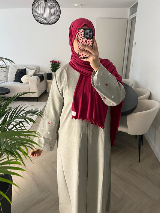 Grey heart abaya - Pink & red hearts