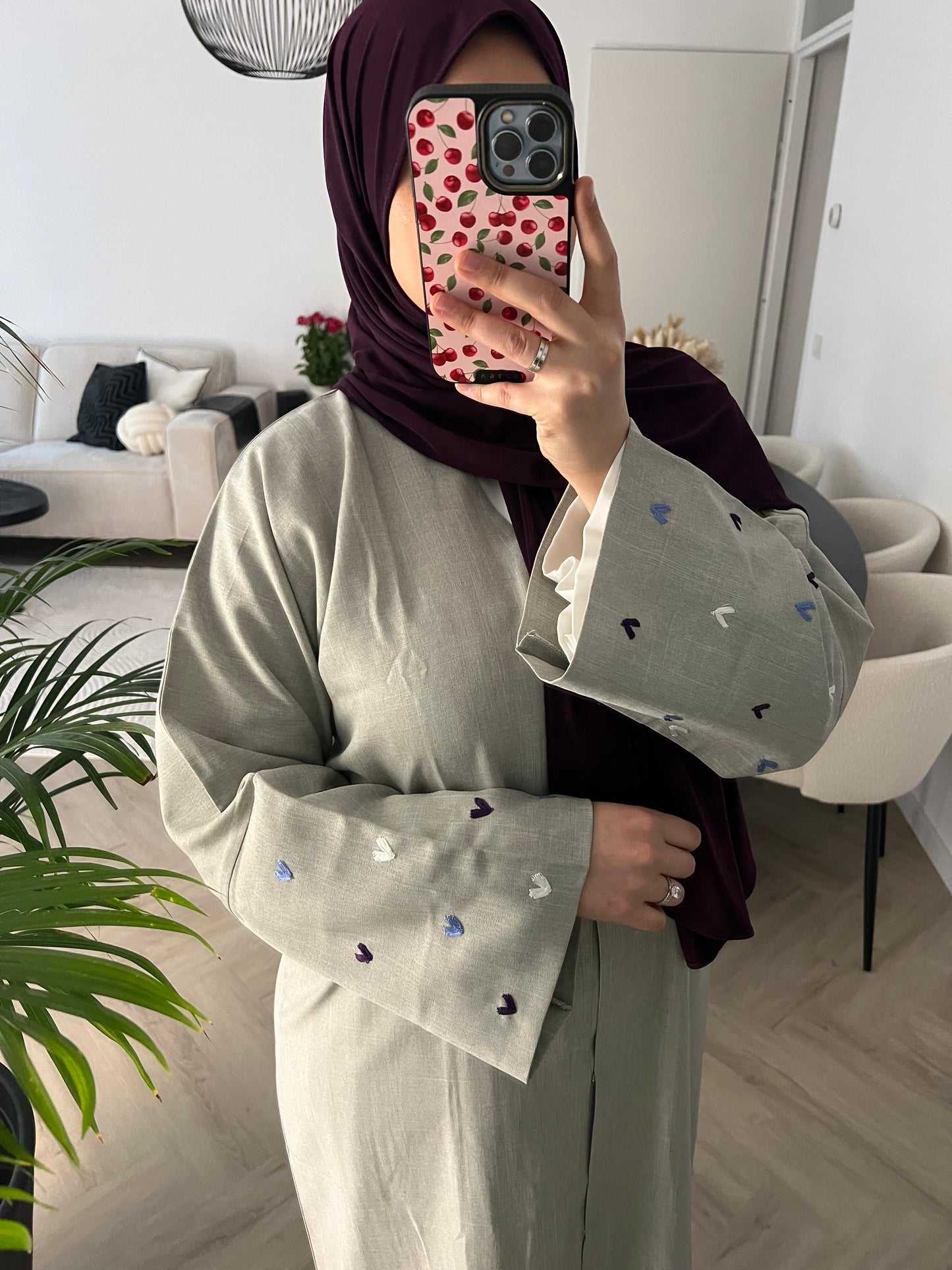 Grey heart abaya - Purple hearts