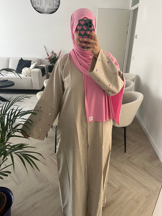 Beige heart abaya - Pink & lilac hearts