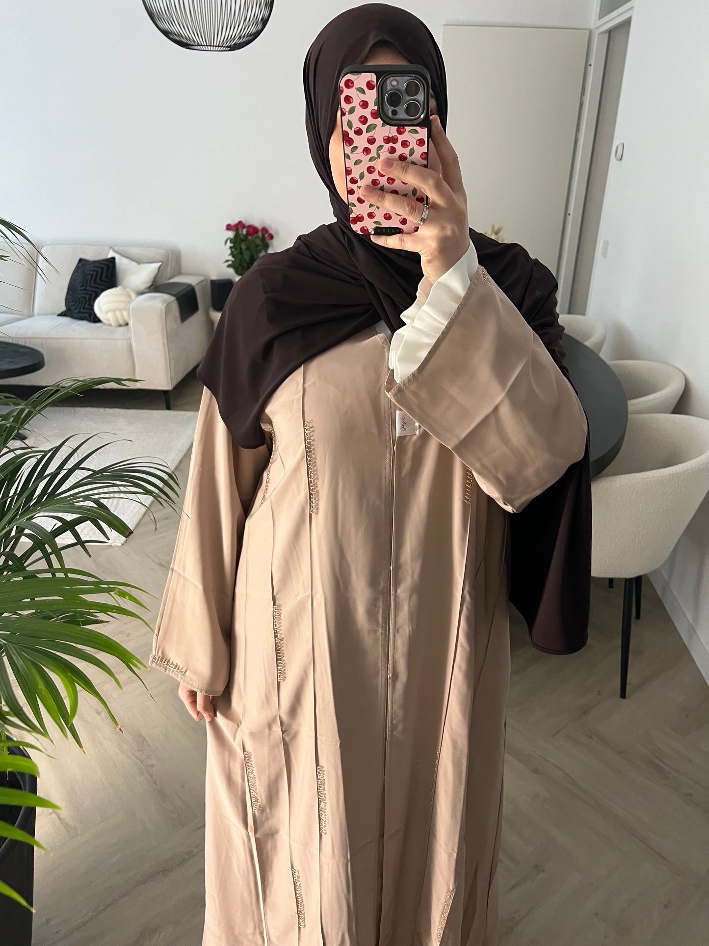 Elegant beige abaya "Aya"