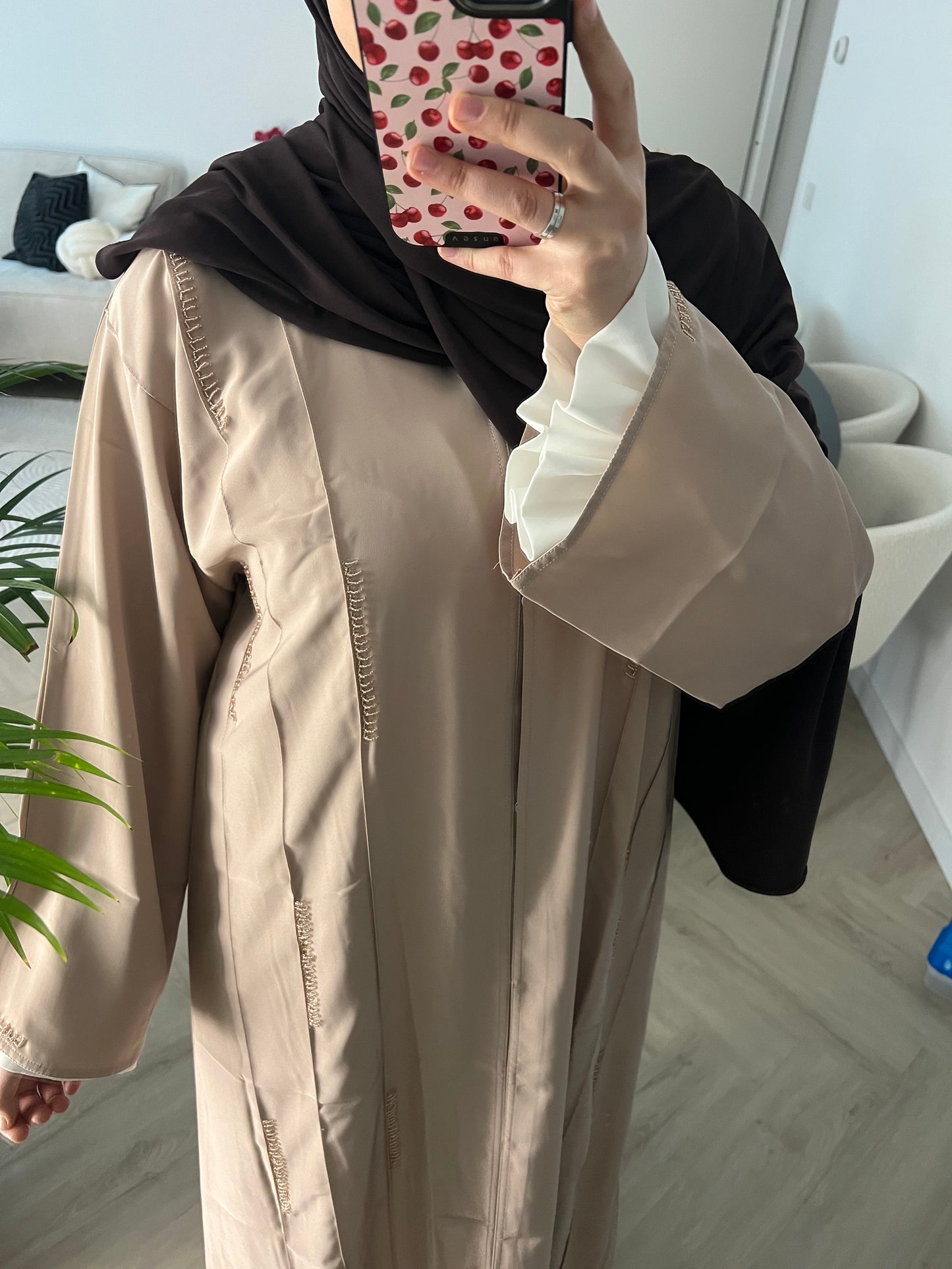 Elegant beige abaya "Aya"