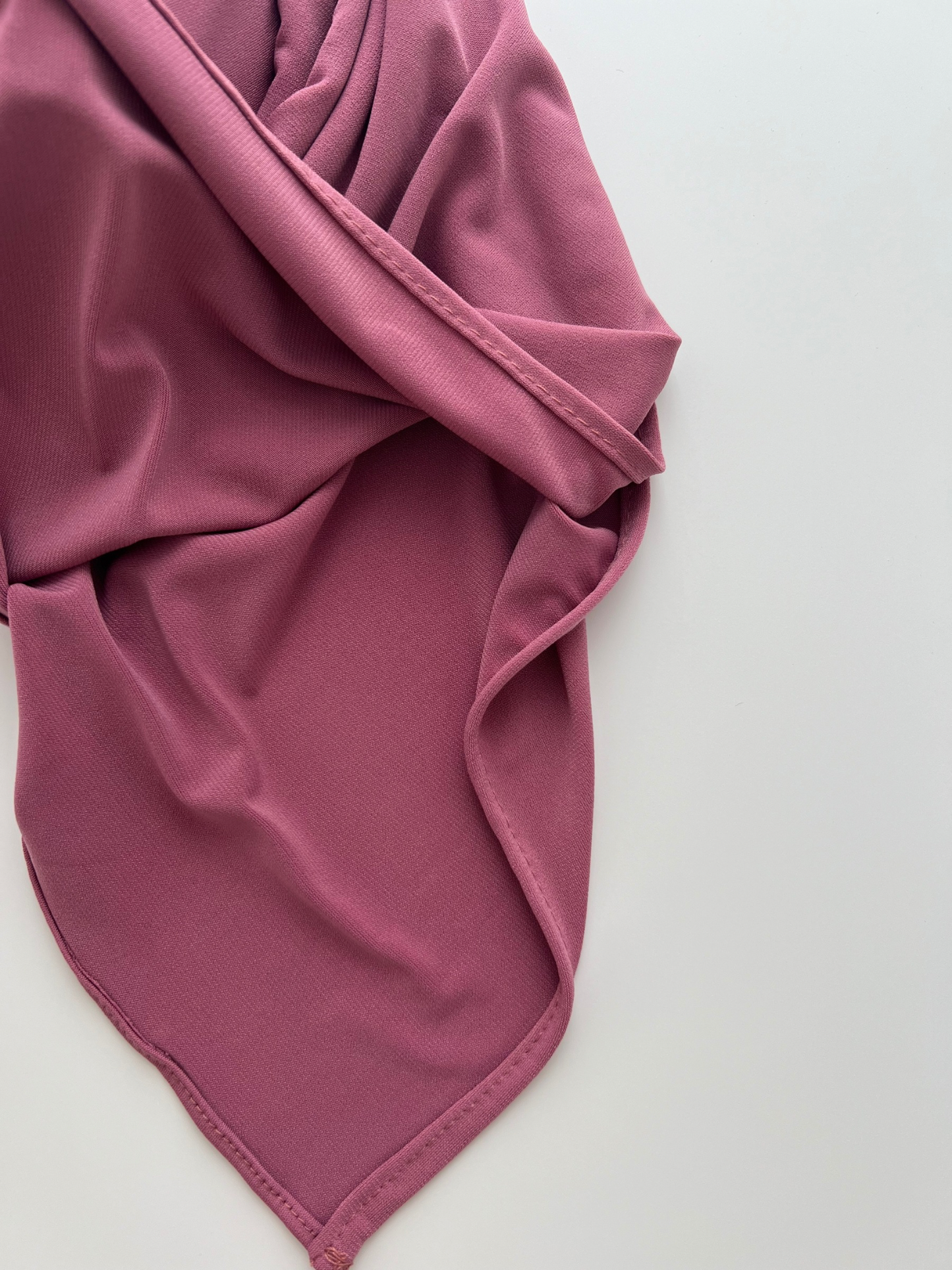 Premium jersey hijab folded - Bestie