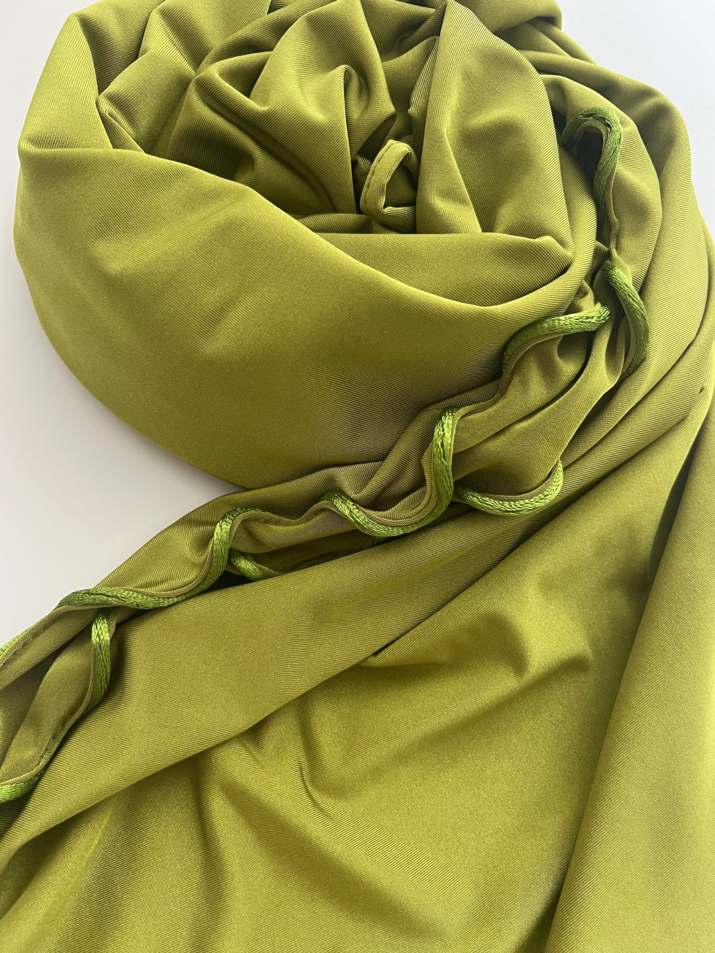 Satin premium jersey line hijab - Lime