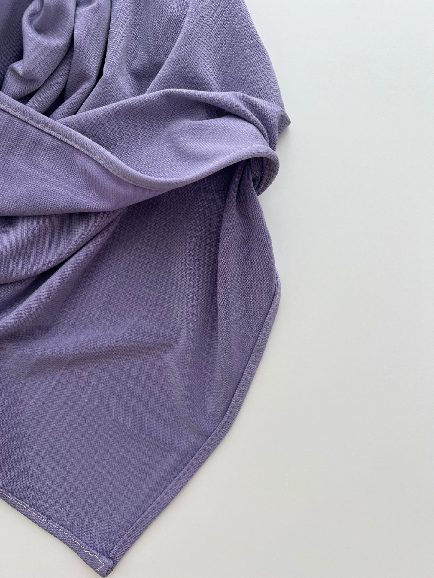 Premium jersey hijab folded - Lylak