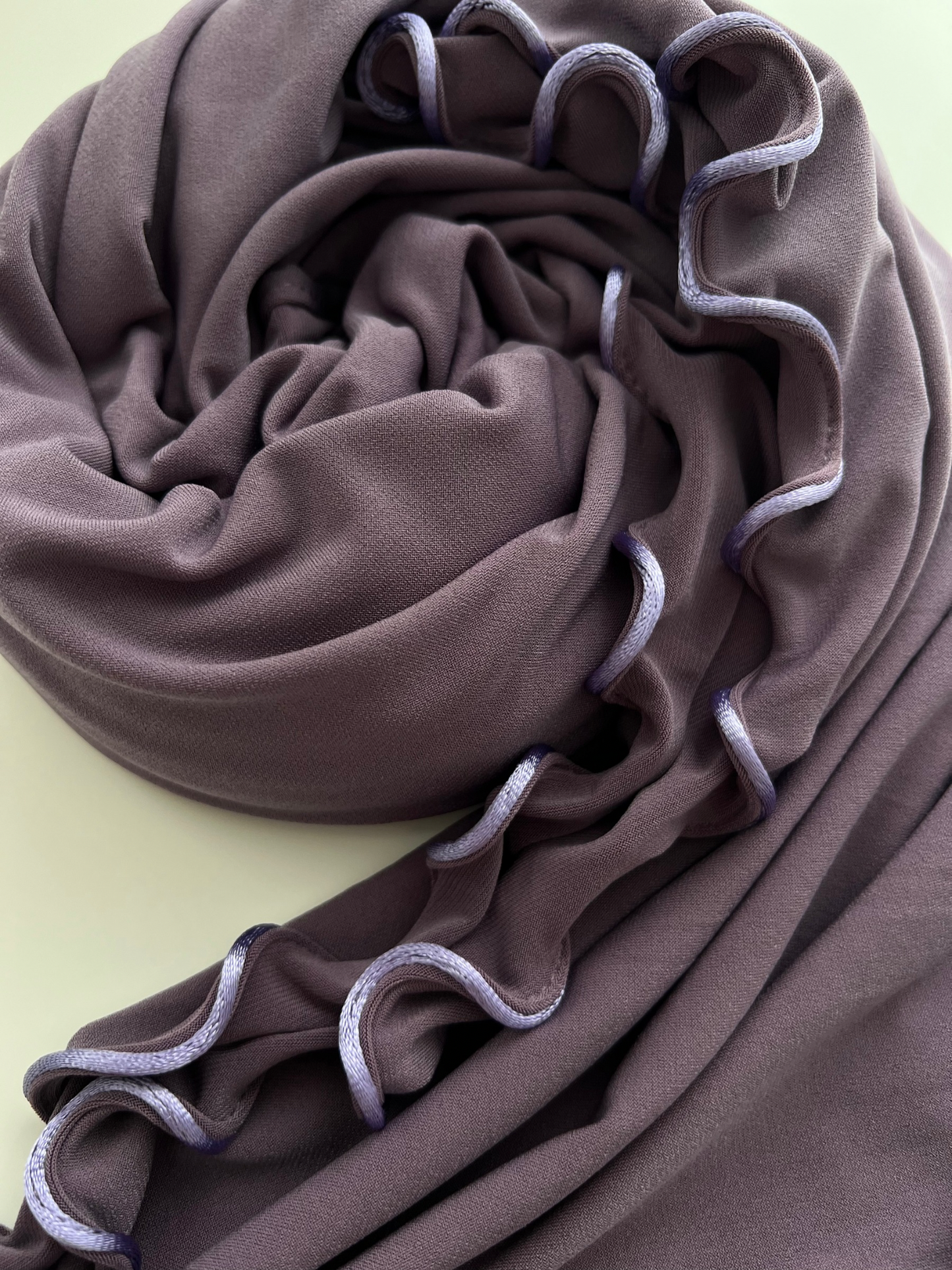 Premium jersey line hijab - Wisteria